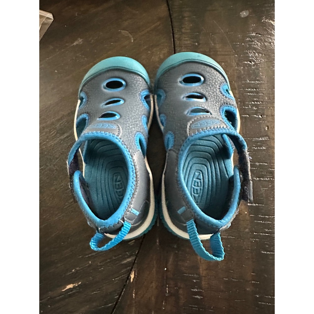 Keen Stingray Blue Grey Water Sandals Kids Size 9 US 1024736 Aqua Stop Shoes EUC